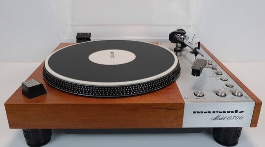 Record player.jpg Record player.jpg