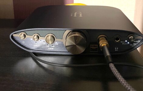 headphone amp_6554.jpg