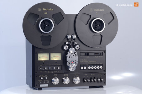 technics_rs_1700_1st_series-1.jpg