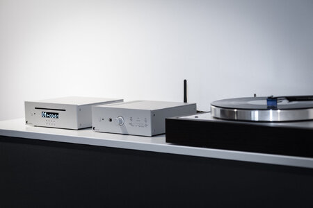 ds33 MaiA-DS3CD-Box-DS3Classic-lifestyle-1-scaled.jpg