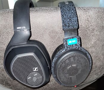 headphones.jpg